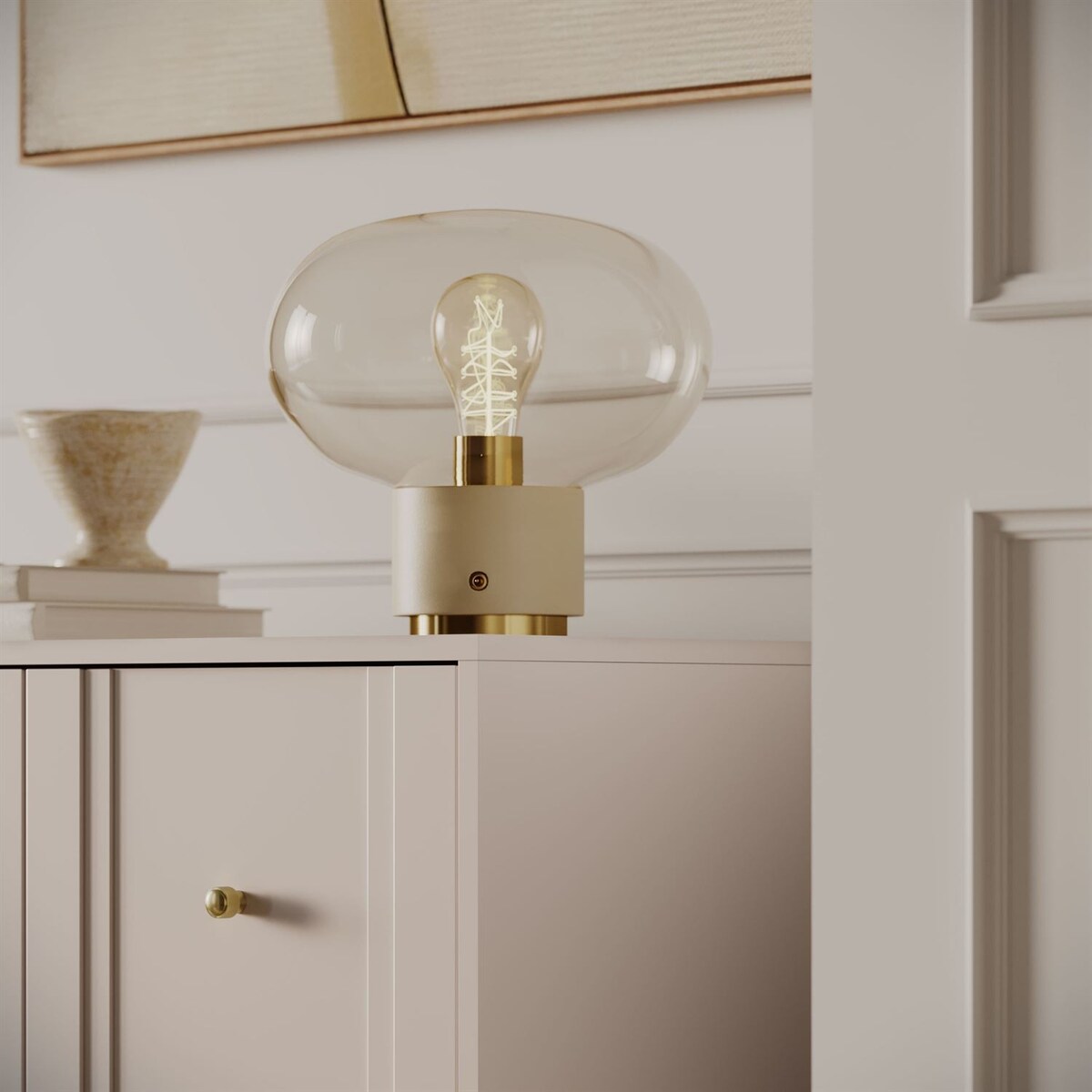 Komoda LIBERTY 2D na drewnianych nóżkach, kaszmir