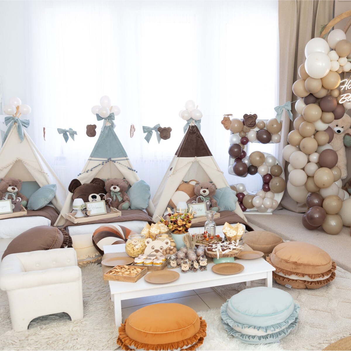 Poduszka miś - duża poducha velvet ciemny brąz