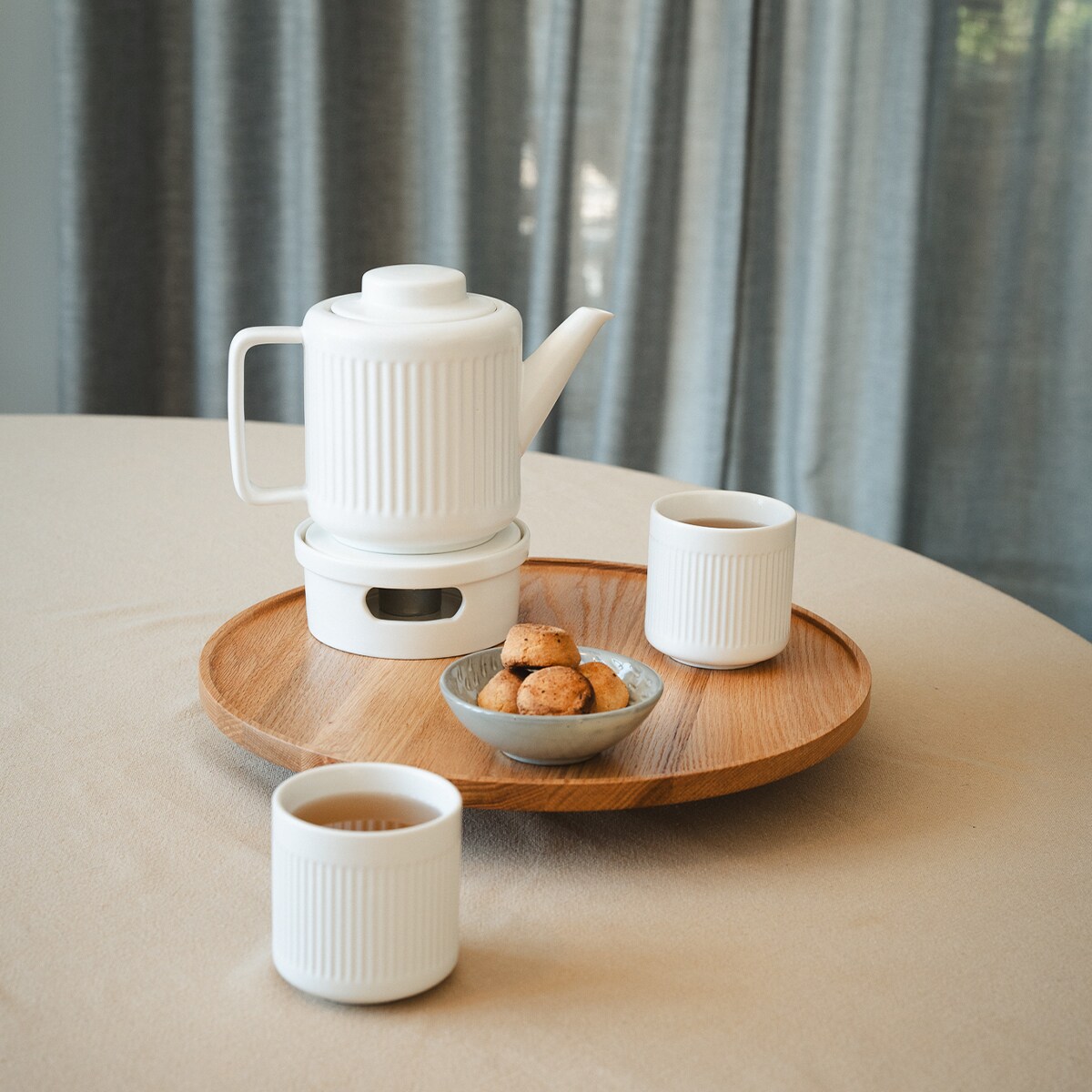 Dzbanek do herbaty ceramiczny Skagen 1,2L - biały / Bredemeijer