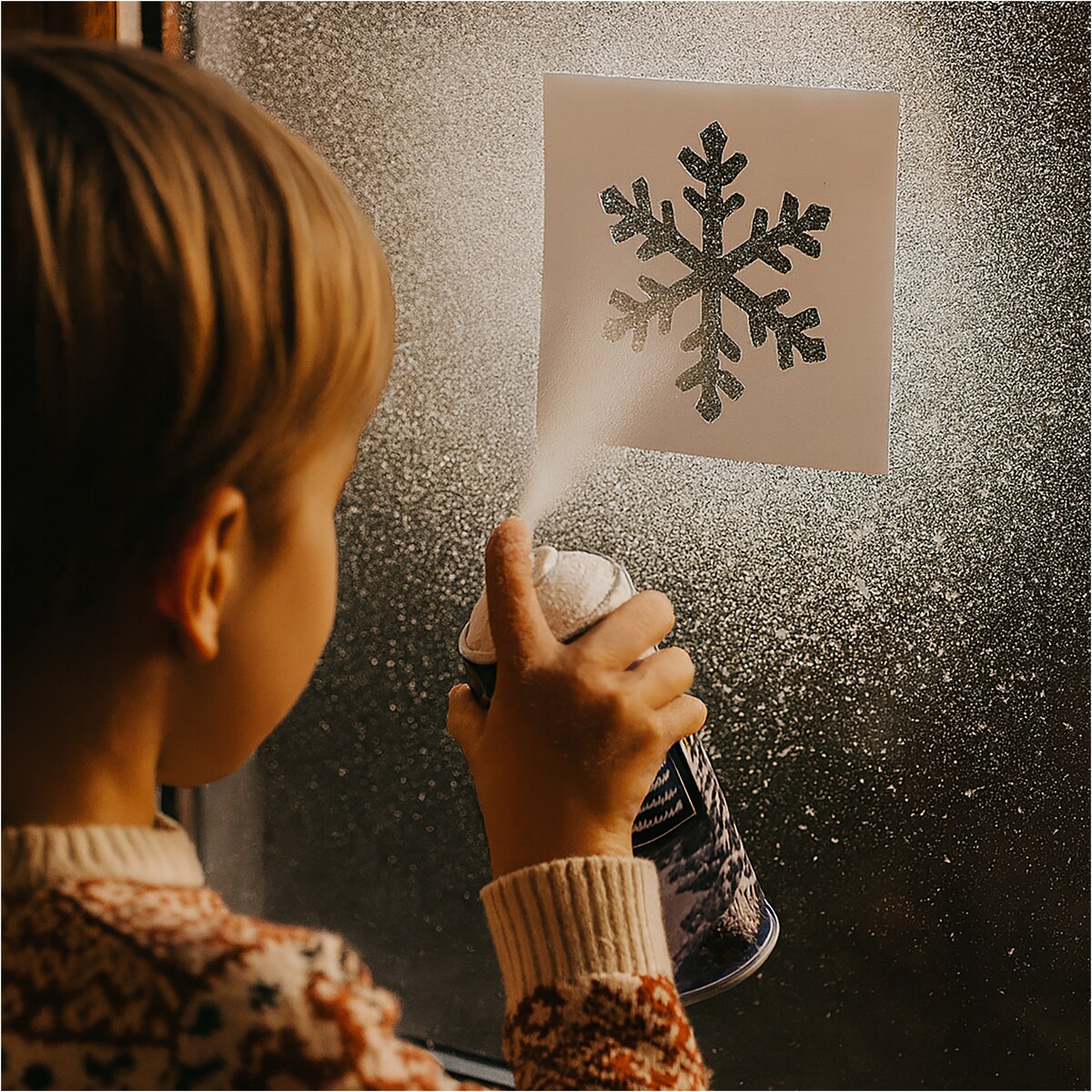 Sztuczny Śnieg W Sprayu Ozdoba Świąteczna Dekoracja Na Szyby Okna 150 ml