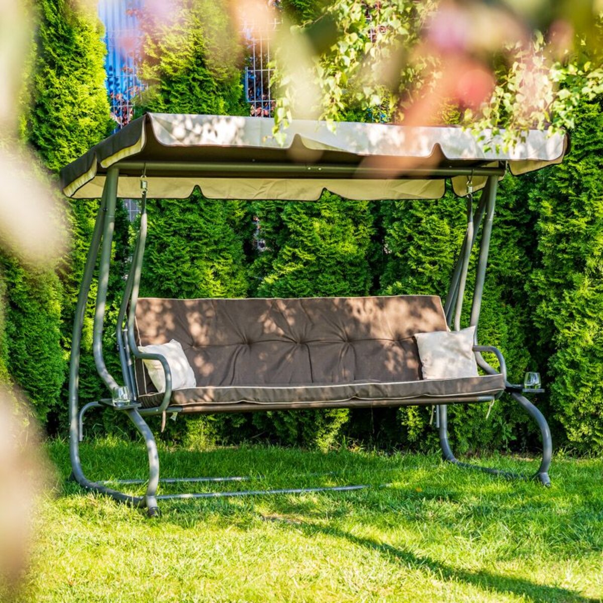 Huśtawka ogrodowa rozkładana Megi brązowa