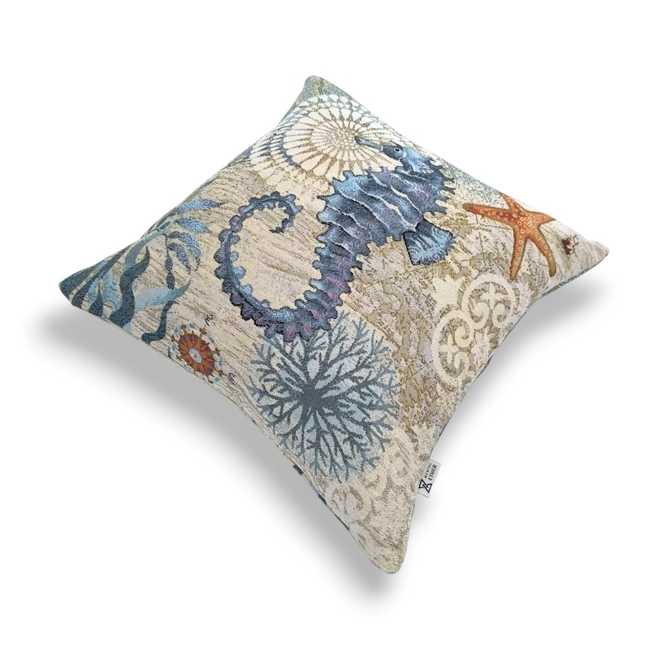 Dwustronna poduszka gobelinowa z konikiem morskim 45x45 Morskie Opowieści - beż i błękit