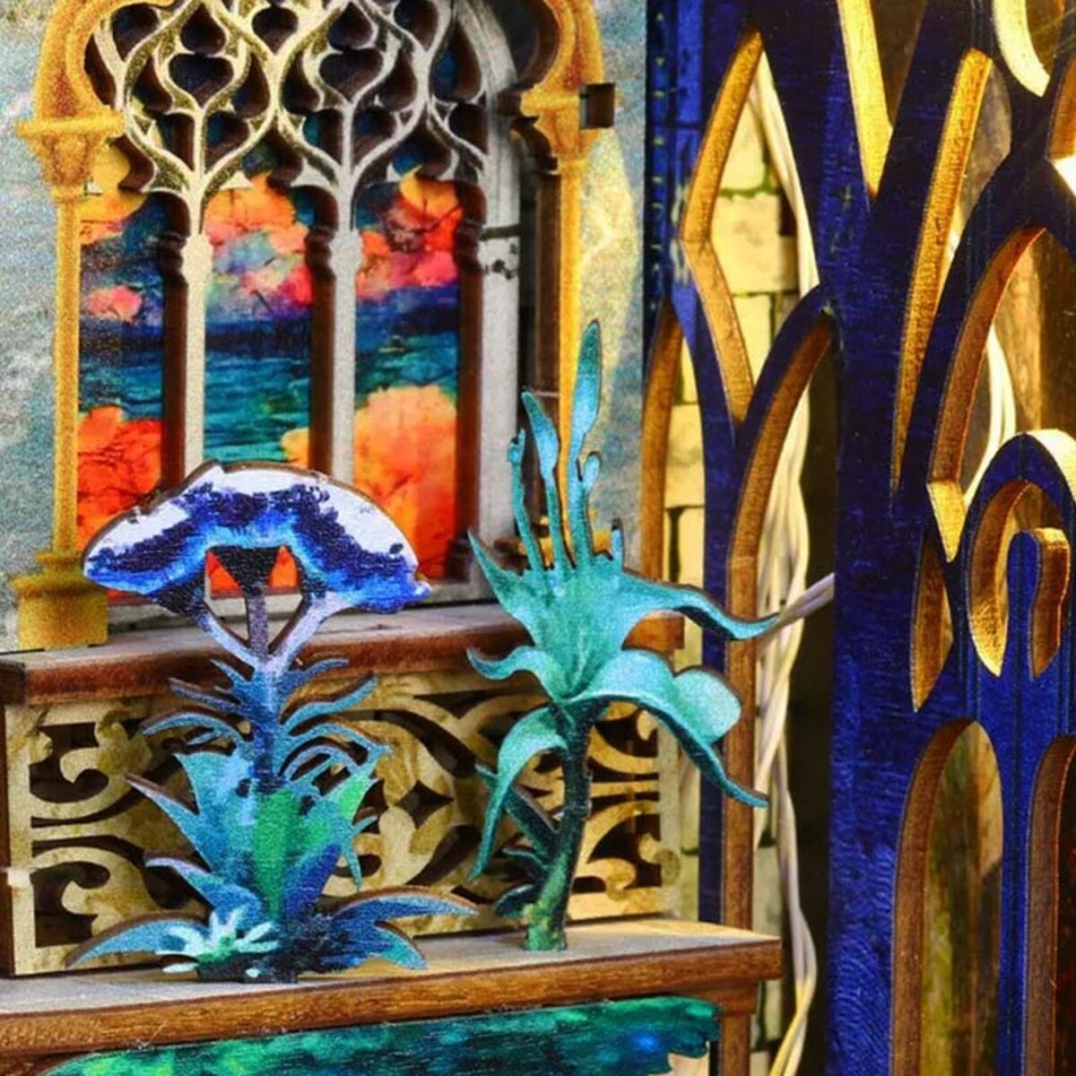 Miniaturowy domek Book Nook - Puszka Pandory