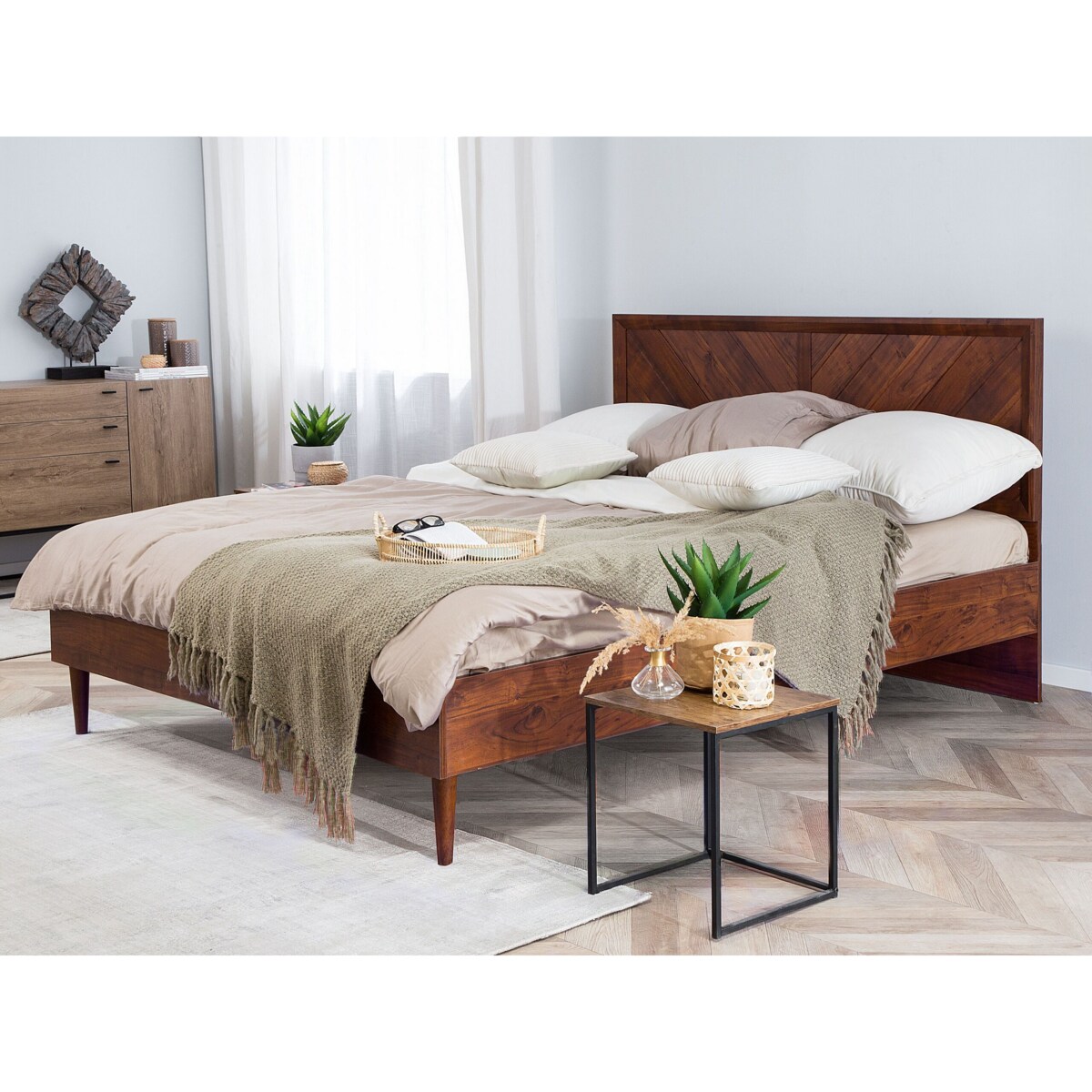 Łóżko LED 180 x 200 cm ciemne drewno MIALET