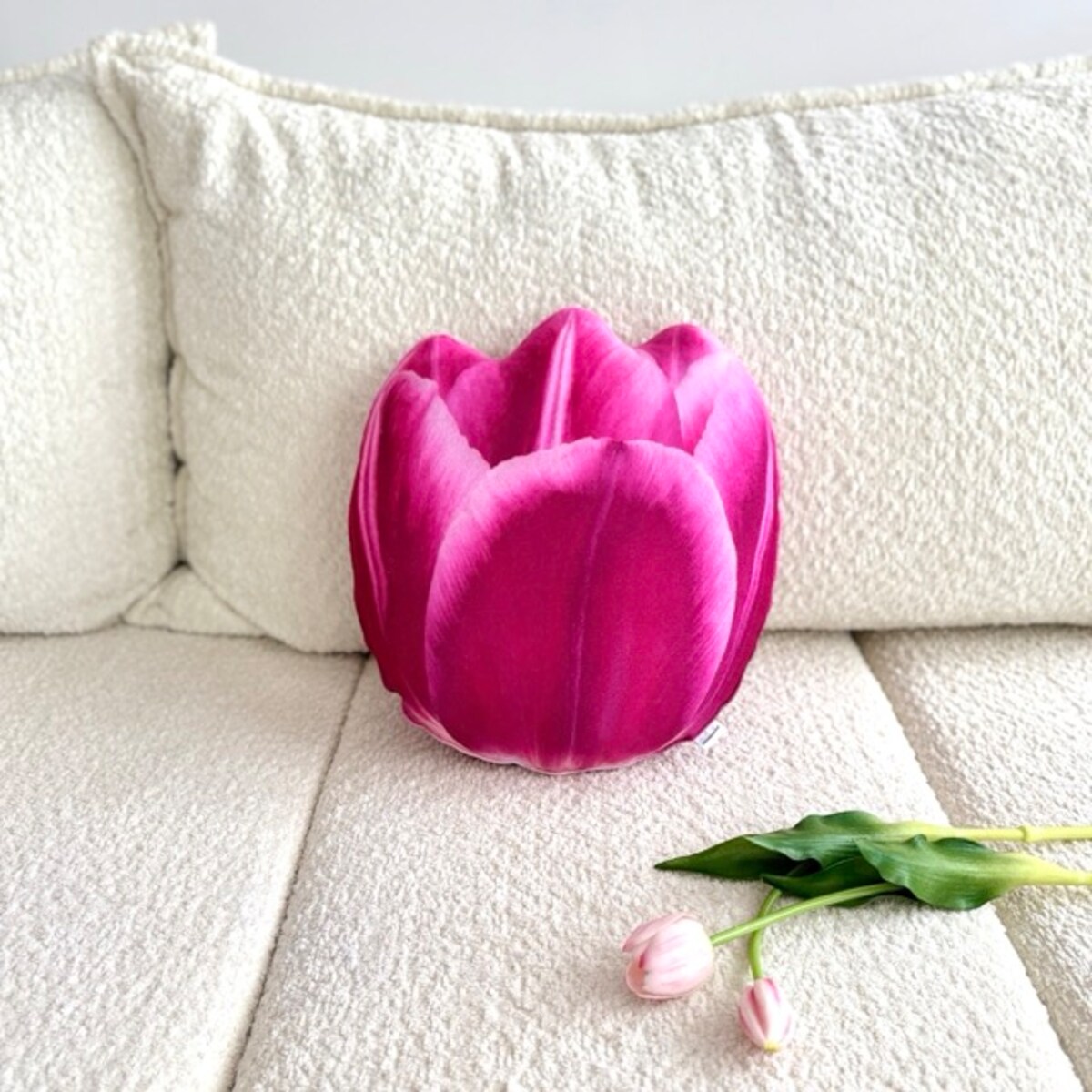 Poduszka kwiat mały Tulipan ciemnoróżowy