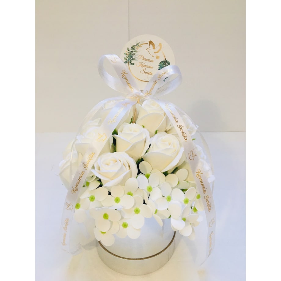 RÓŻE mydlane BIAŁE w srebrnym pudełku na I KOMUNIA ŚWIĘTA prezent pamiątka