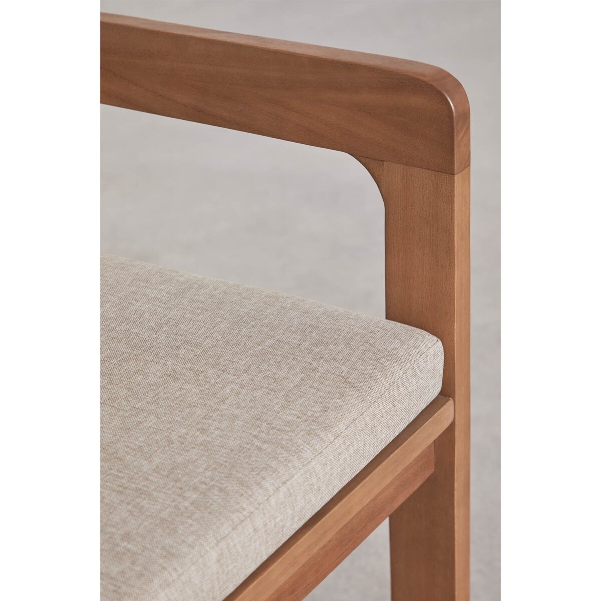 Krzesło ogrodowe z drewna eukaliptusowego Selira, naturalne