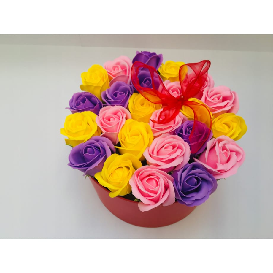 DUŻY BOX KWIATY MYDLANE PACHNĄCE NA dzień mamy upominek urodziny prezent