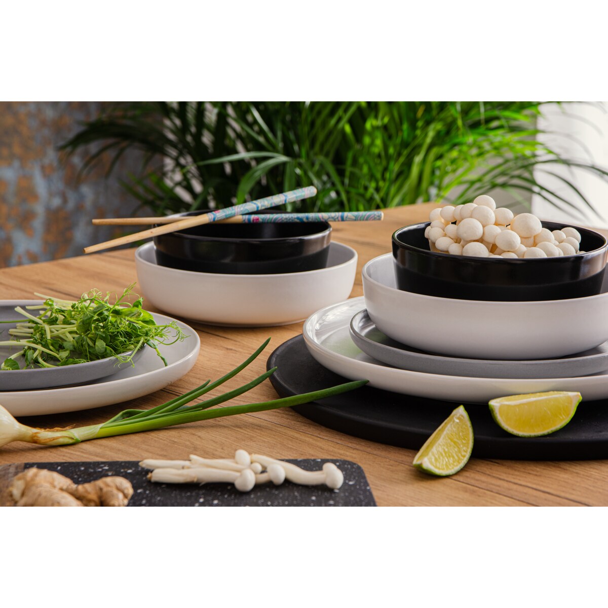 KONSIMO VICTO Zestaw obiadowy 6-osobowy biały/szary/czarny/biały (24 elementy)