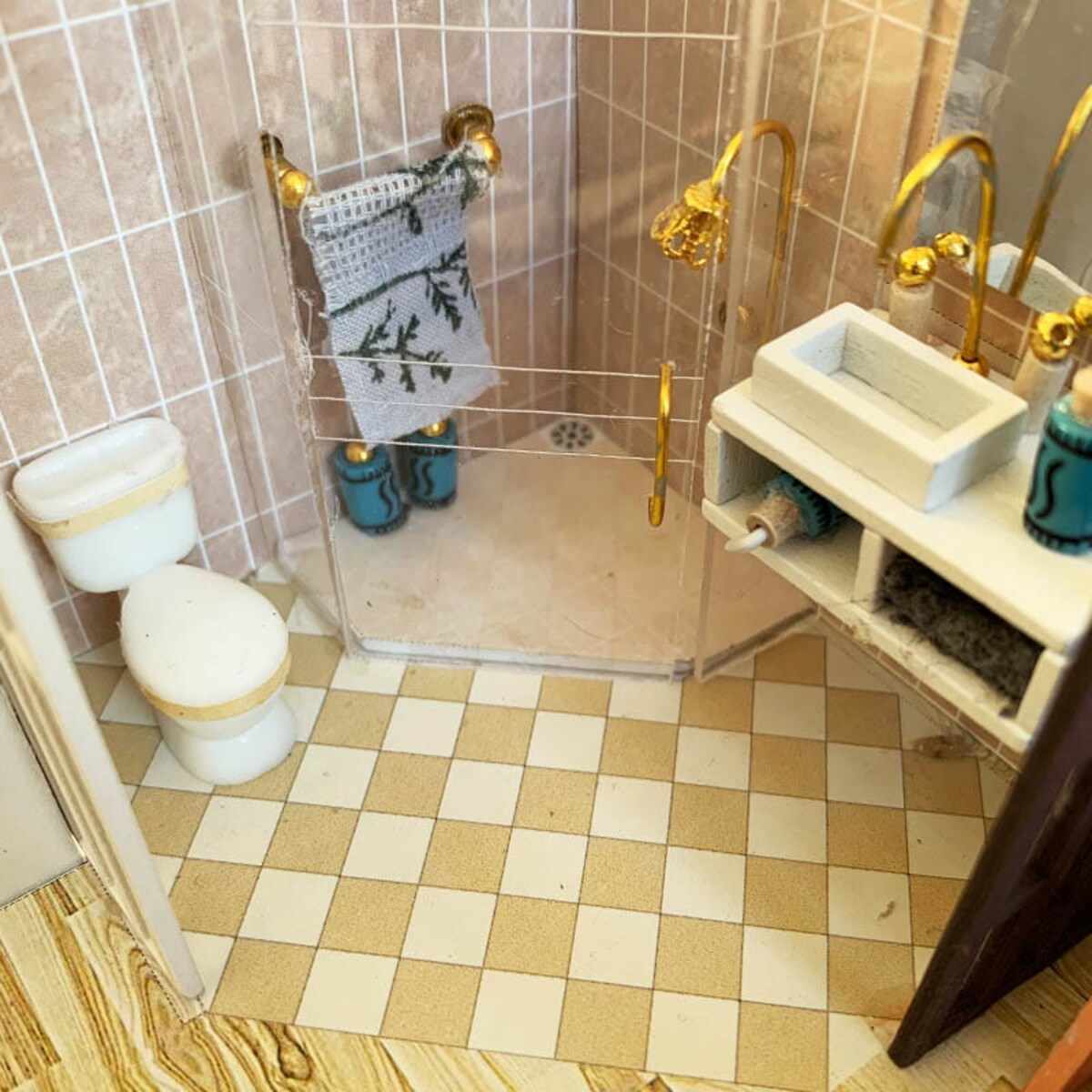 Miniaturowy domek - Esencja Tajlandii