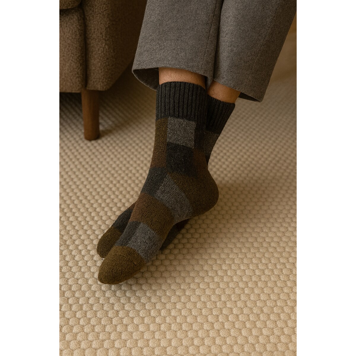 Wełniane skarpety w klasyczną kratę – rozmiar 39–43