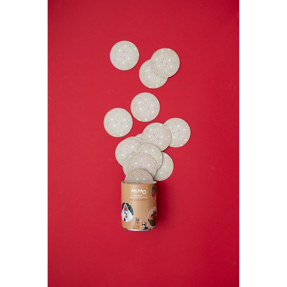 Karty MunoMemory "Christmas Edition" by Julia Kraska w ozdobnej tubie