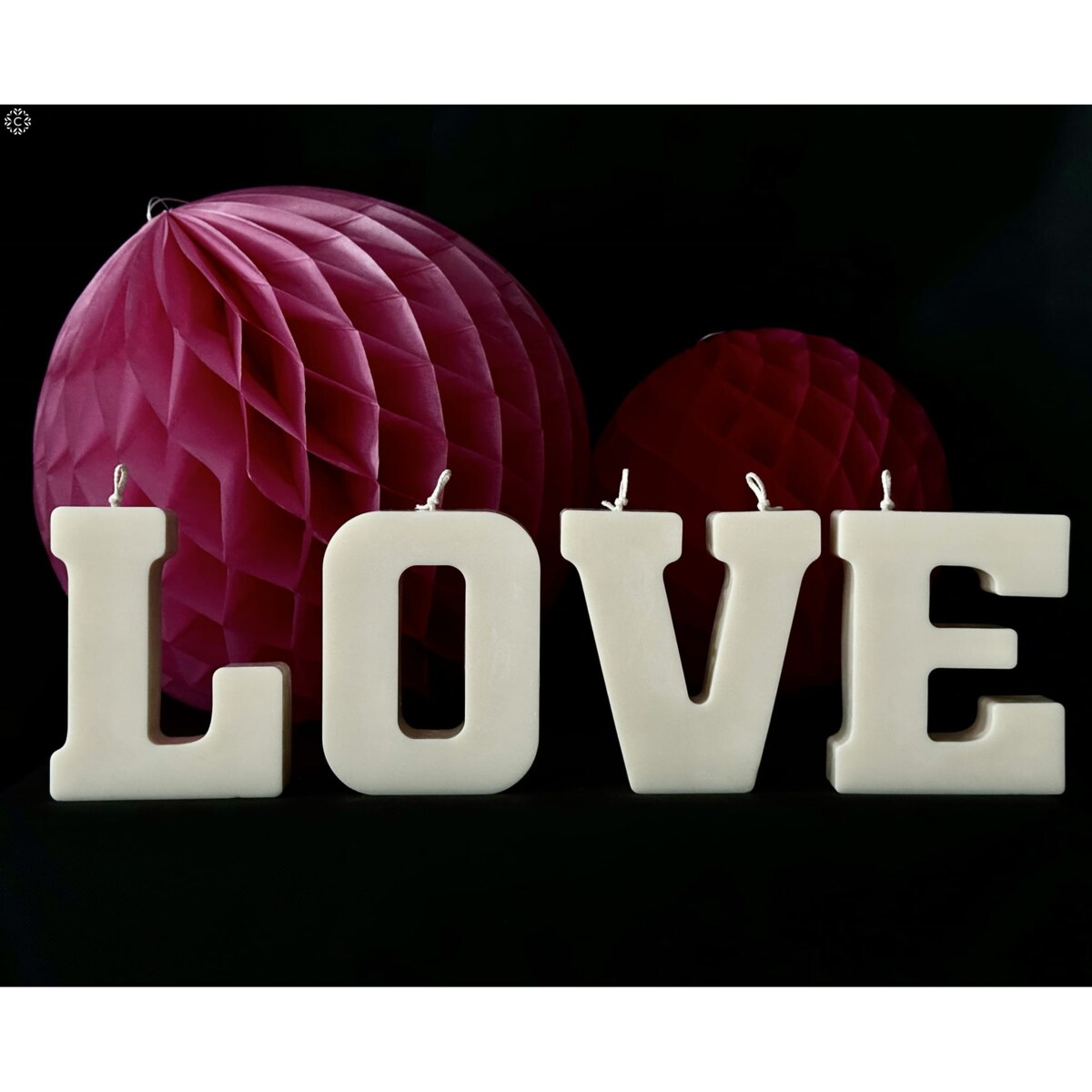 Świeca sojowa ozdobna LOVE na Walentynki