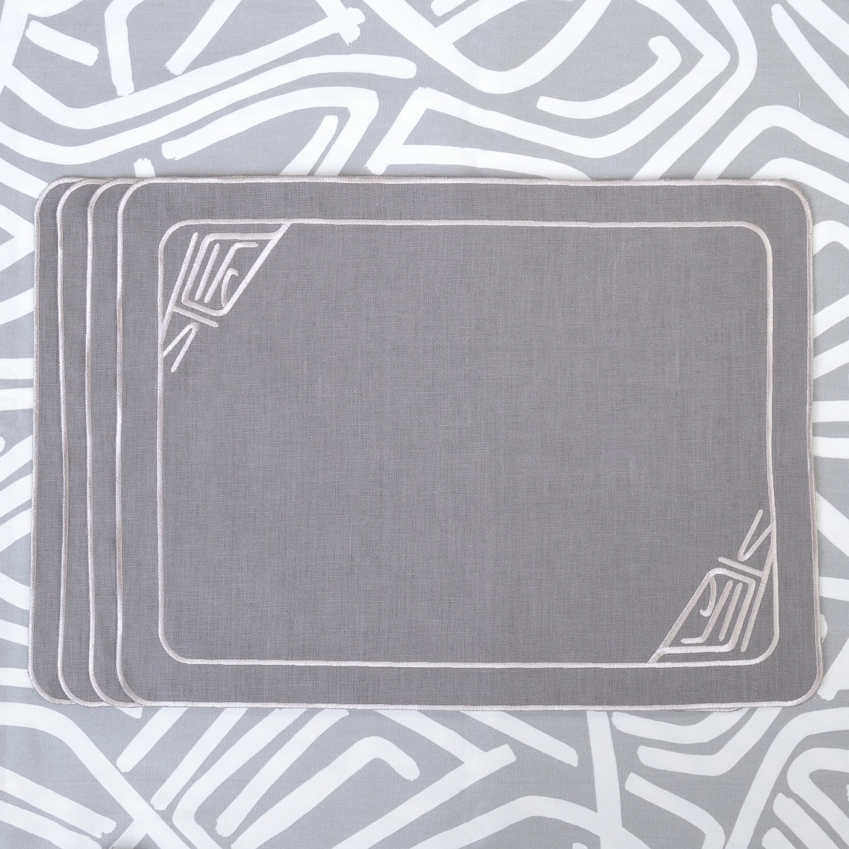 Obrus Infinity – 130 × 250 cm