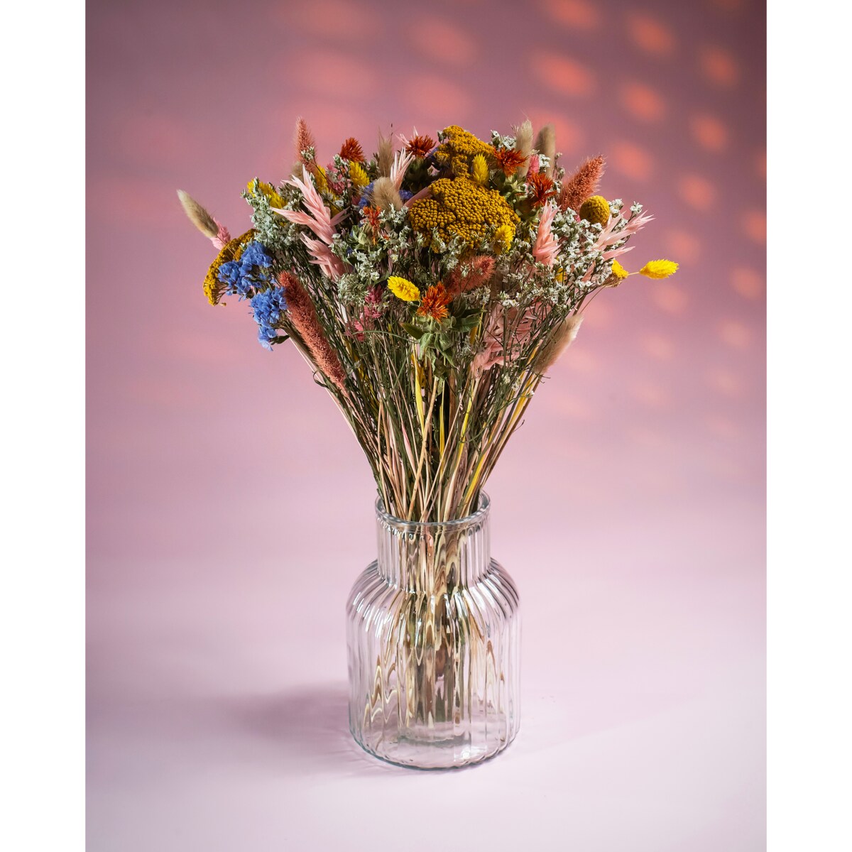 Bukiet suszonych kwiatów premium - krwawnik, kraspedia, phalaris