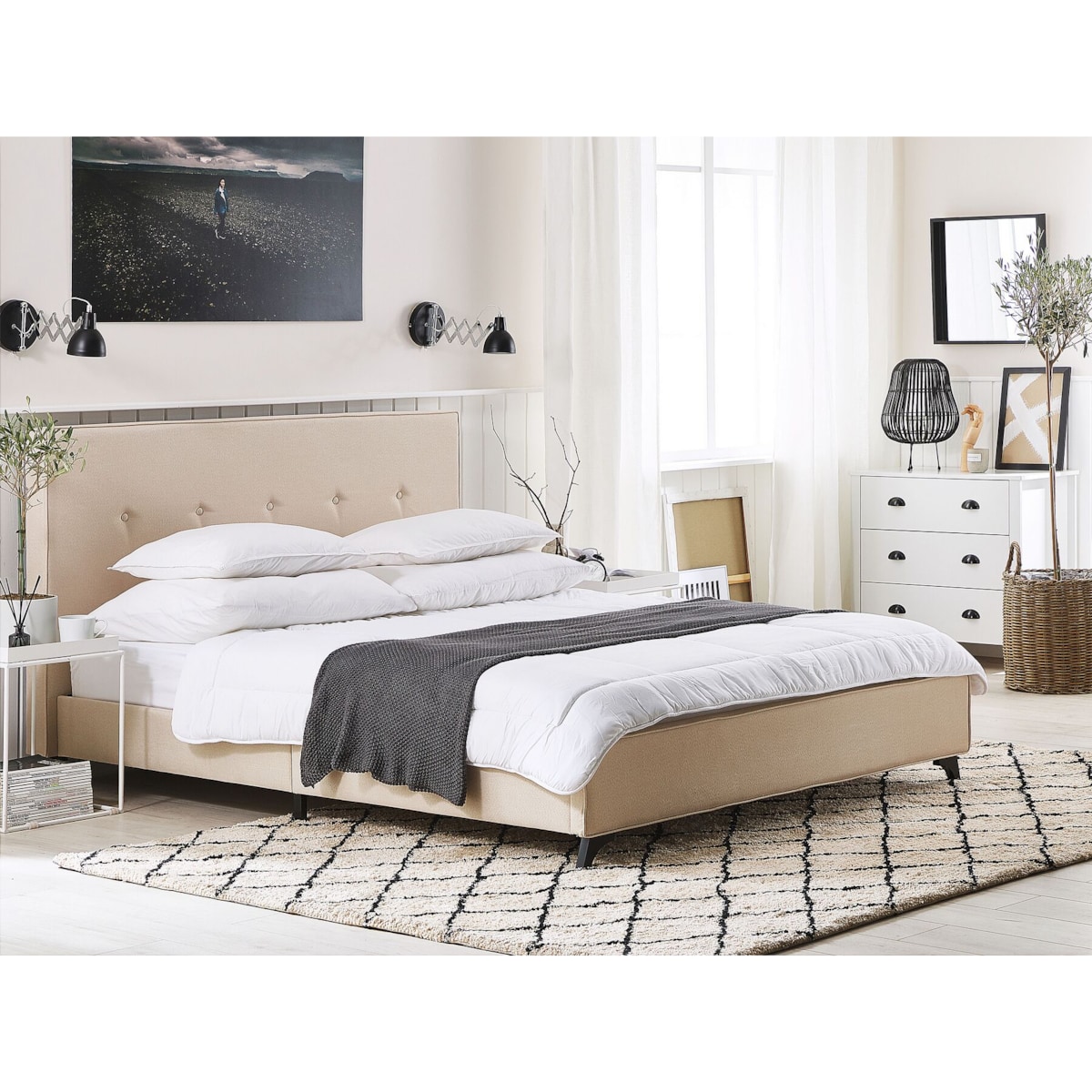 Łóżko tapicerowane 140 x 200 cm beżowe AMBASSADOR