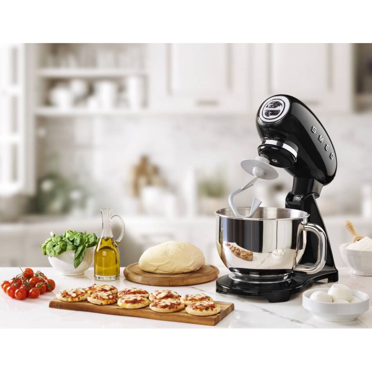 Mikser planetarny czarny 50's Style, SMEG