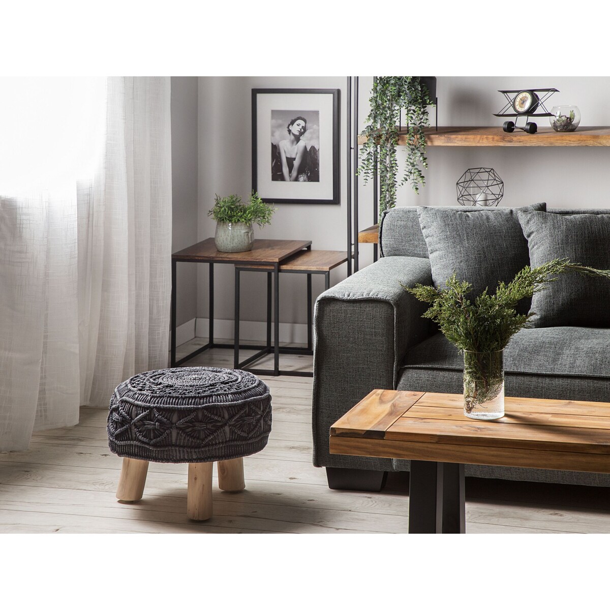 Stołek grafitowy MUNDRA