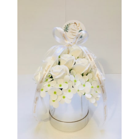 RÓŻE mydlane BIAŁE w srebrnym pudełku na I KOMUNIA ŚWIĘTA prezent pamiątka