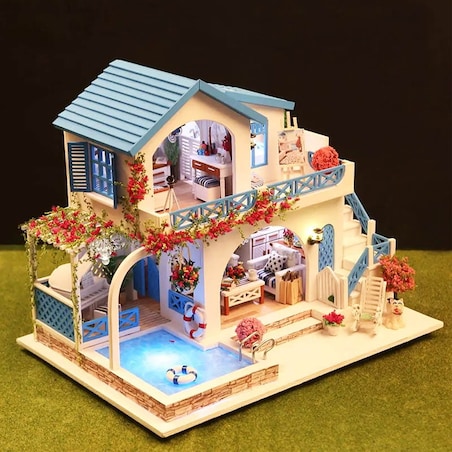 Miniaturowy domek - Pocztówka z Krety