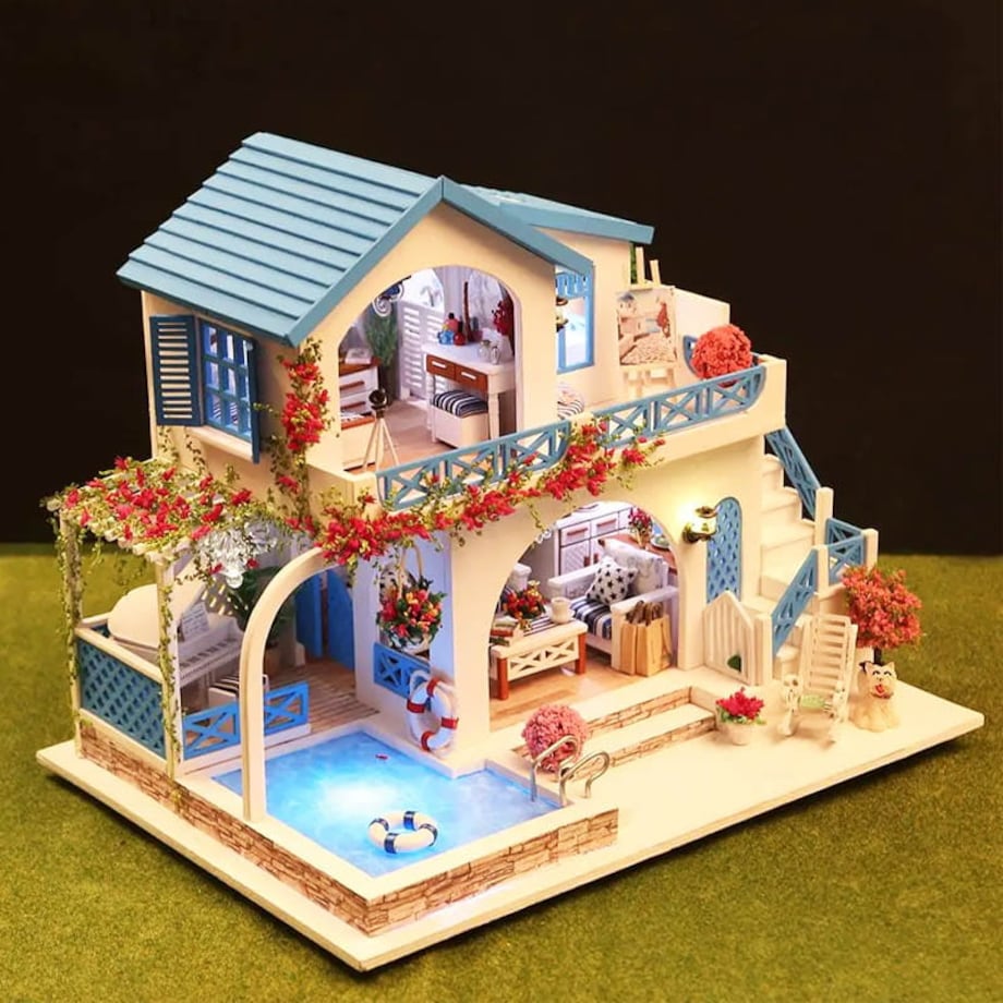 Miniaturowy domek - Pocztówka z Krety