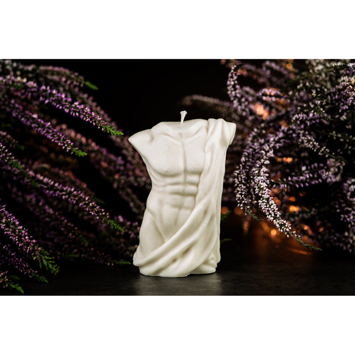 Świeca sojowa dekoracyjna Męski tors grecki