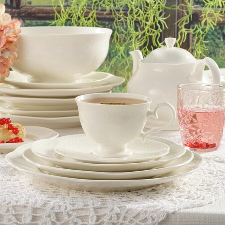 VILLA ITALIA Talerzyk deserowy 18 cm NIOBE