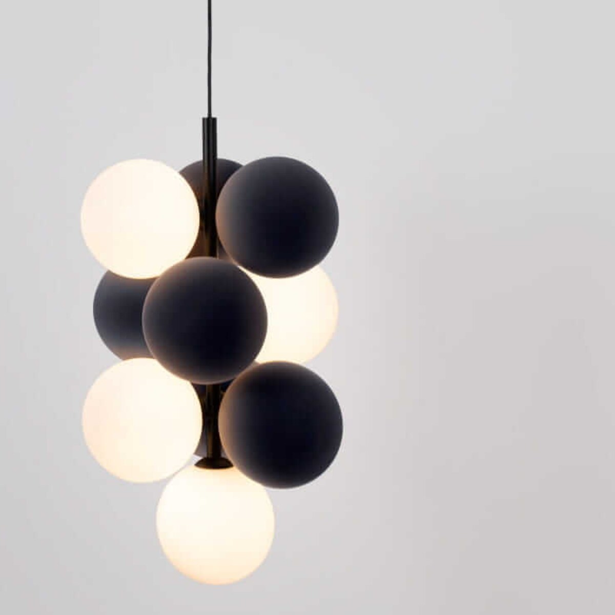 Molekułowa lampa wisząca Vino ABR-GRAPPA--S Abruzzo kuliste czarne białe