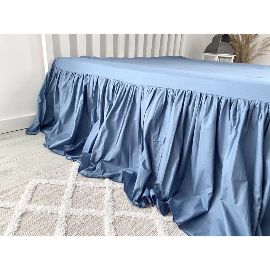Prześcieradło Na Łóżko Bawełniane Z Ozdobną Falbanką 180X200 Cm Niebieski Jeans