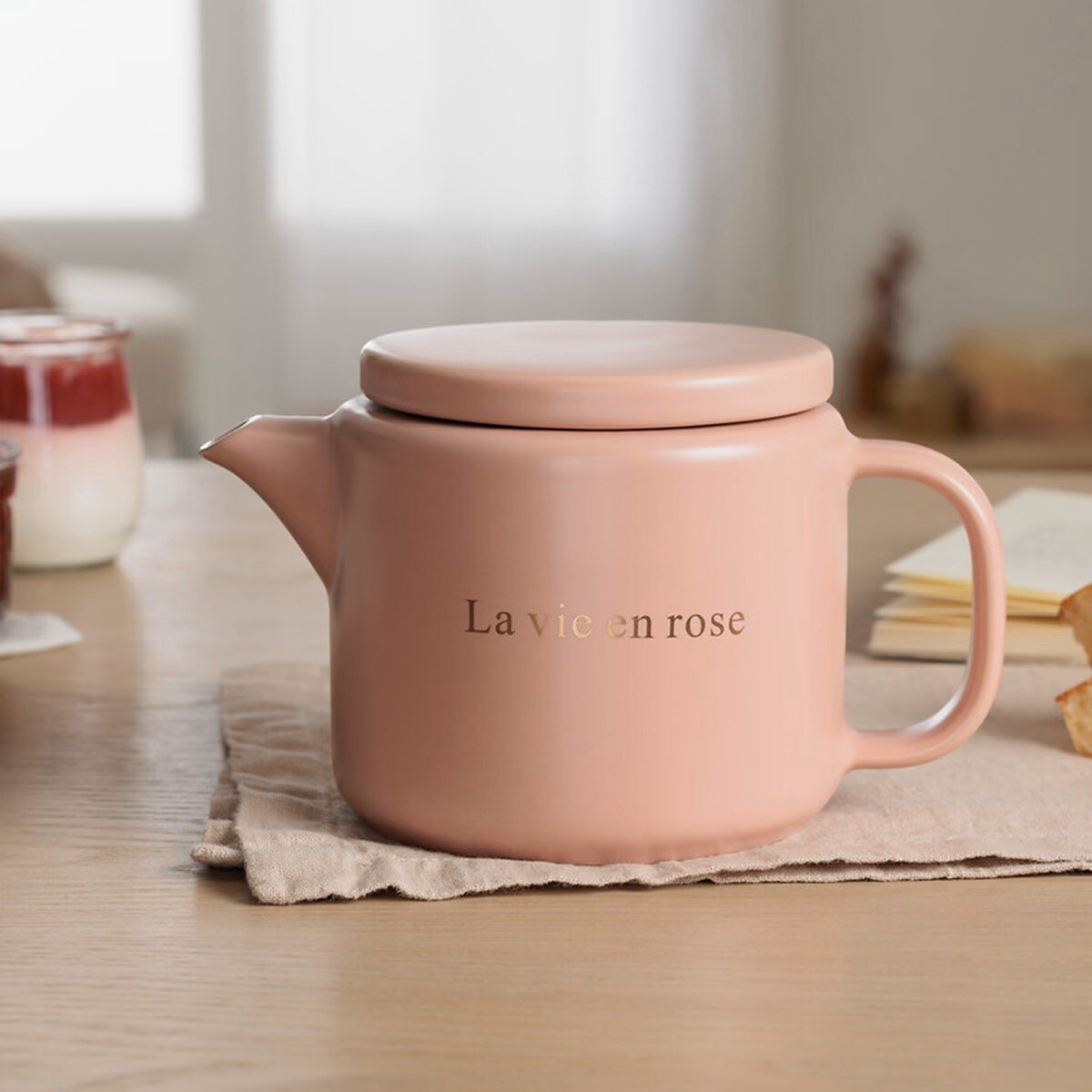 Zaparzacz, dzbanek do herbaty ceramiczny Belle Journée pudrowy