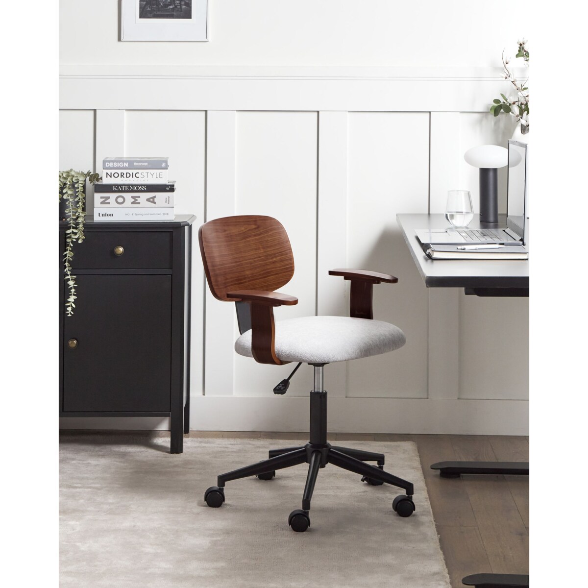 Fotel biurowy GUNNISON Len Jasnoszary