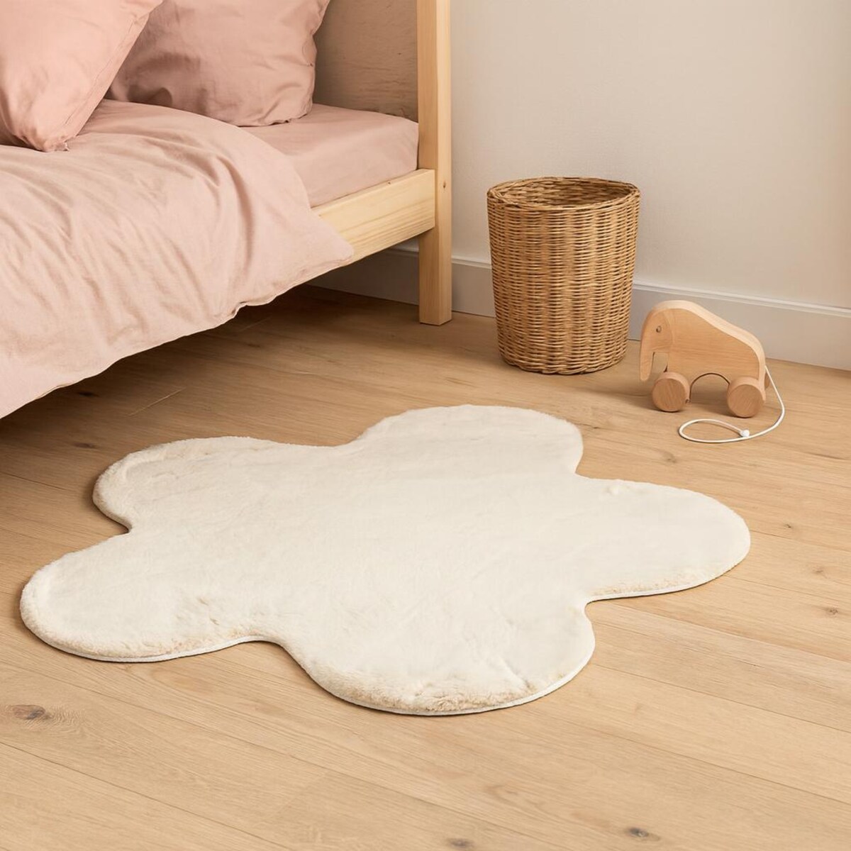 Dywan do pokoju dziecięcego kwiatek TELOS, 100 x 85 cm