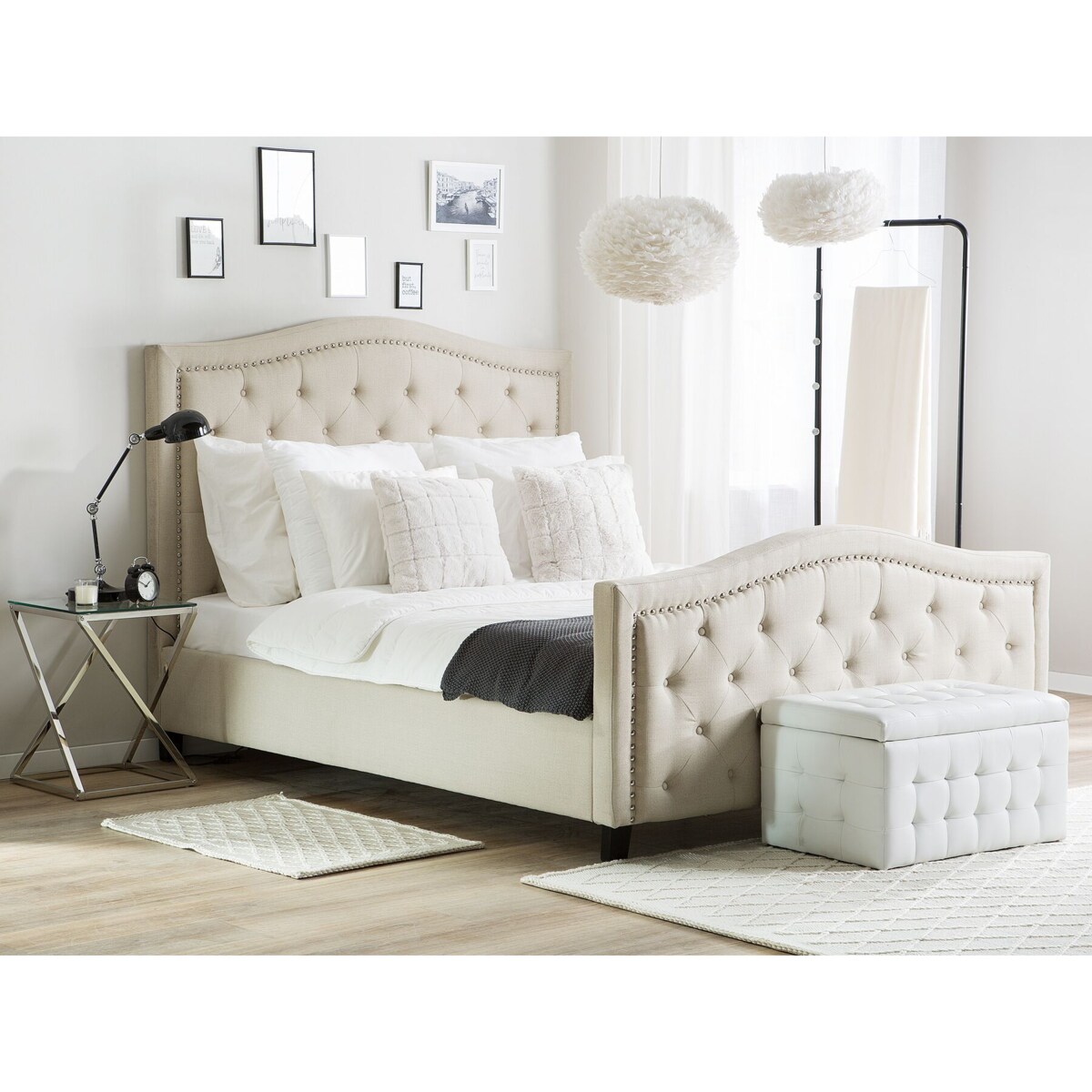 Łóżko tapicerowane 160 x 200 cm beżowe AUREL