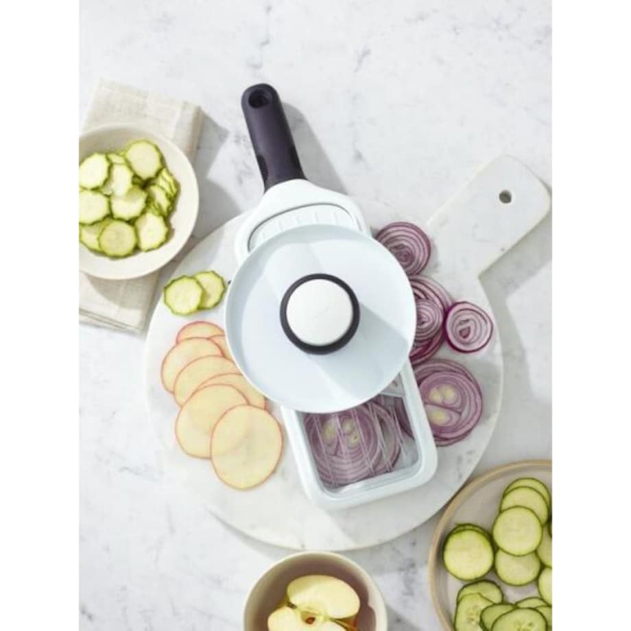 Szatkownica z regulacją grubości Good Grips Oxo