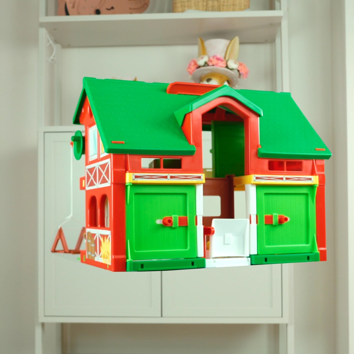 Play House farma