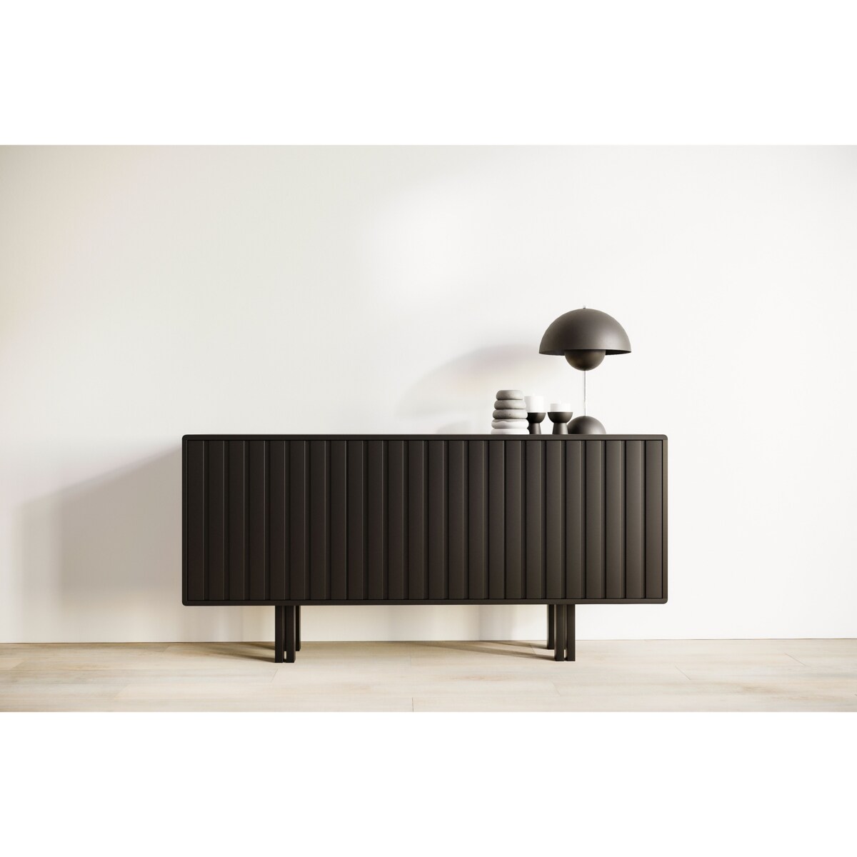 Czarna komoda Skandica VIGGE z lamelami / szer.149 cm