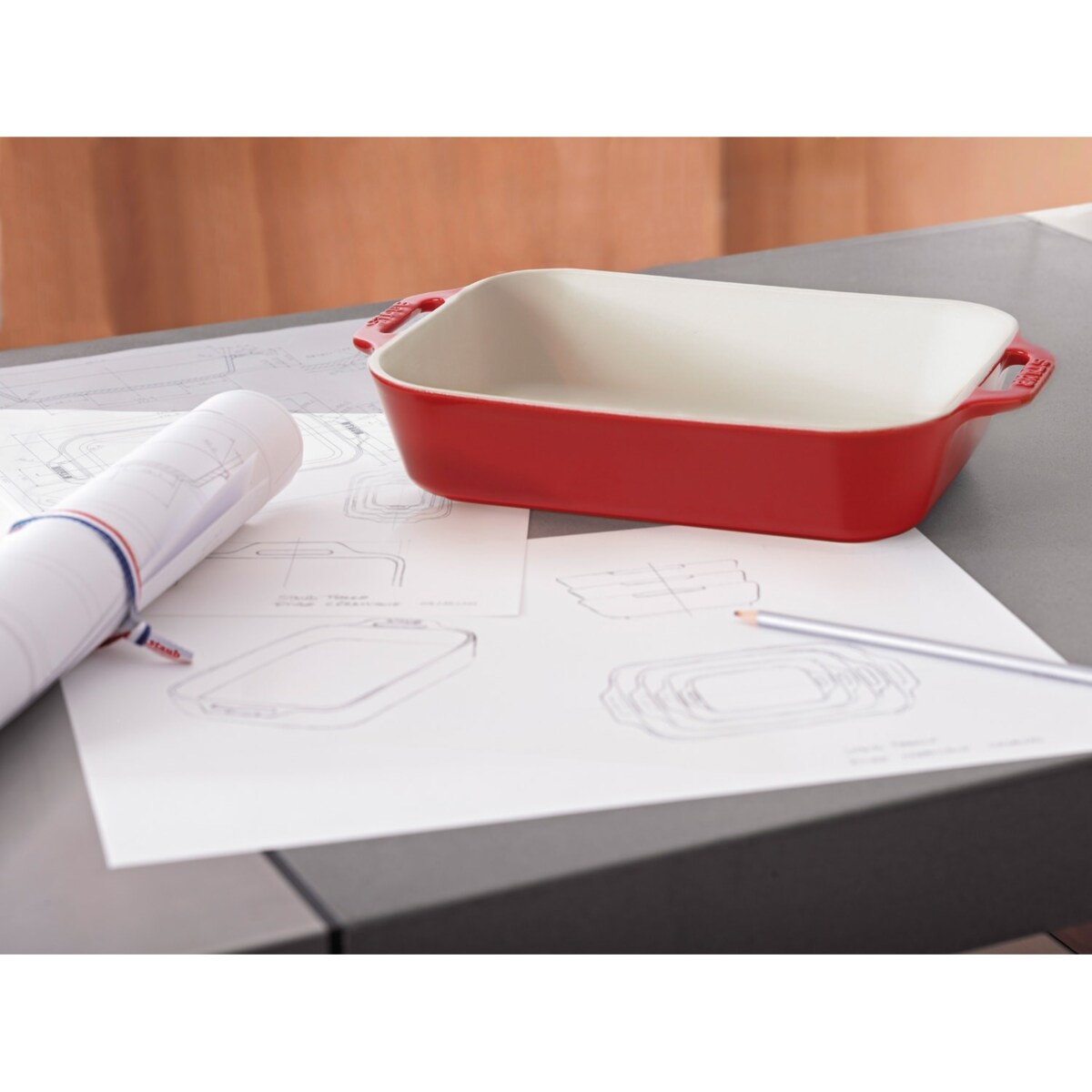 Prostokątny półmisek ceramiczny Staub - 4.5 ltr, Czerwony