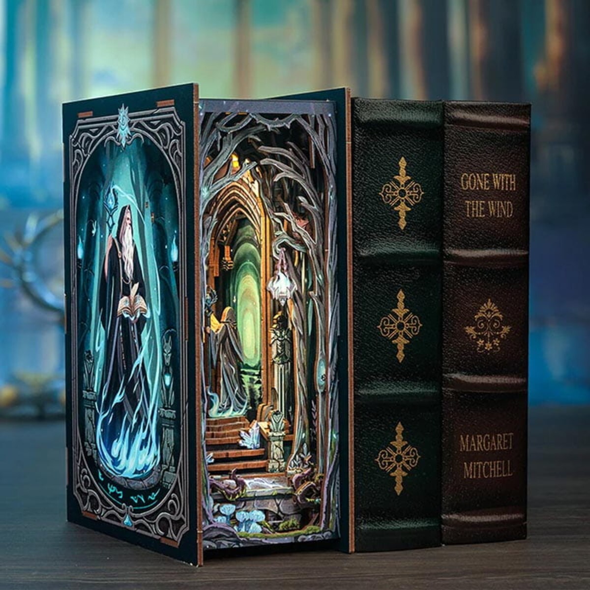 Miniaturowy domek Book Nook - Wrota magii - CuteBee