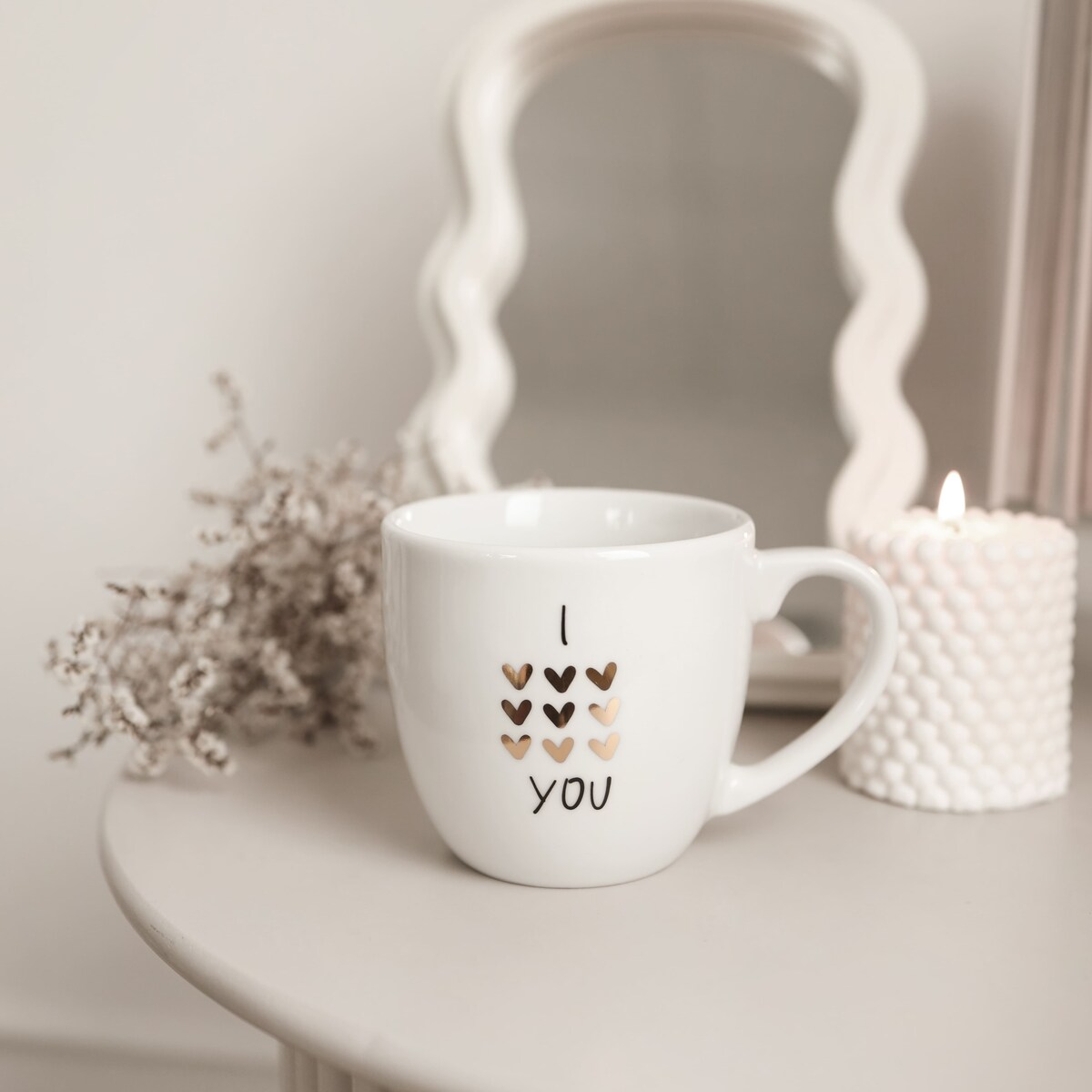 Biały Kubek Porcelanowy 300 ml - Napis I Love You ze Złotymi Sercami dla Zakochanych na Walentynki