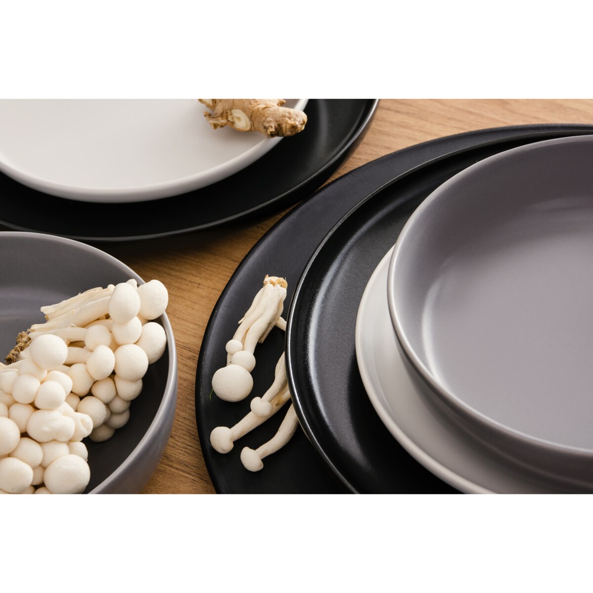 KONSIMO VICTO Elegancki zestaw obiadowy 6-osobowy wielokolorowy (18 elementów)