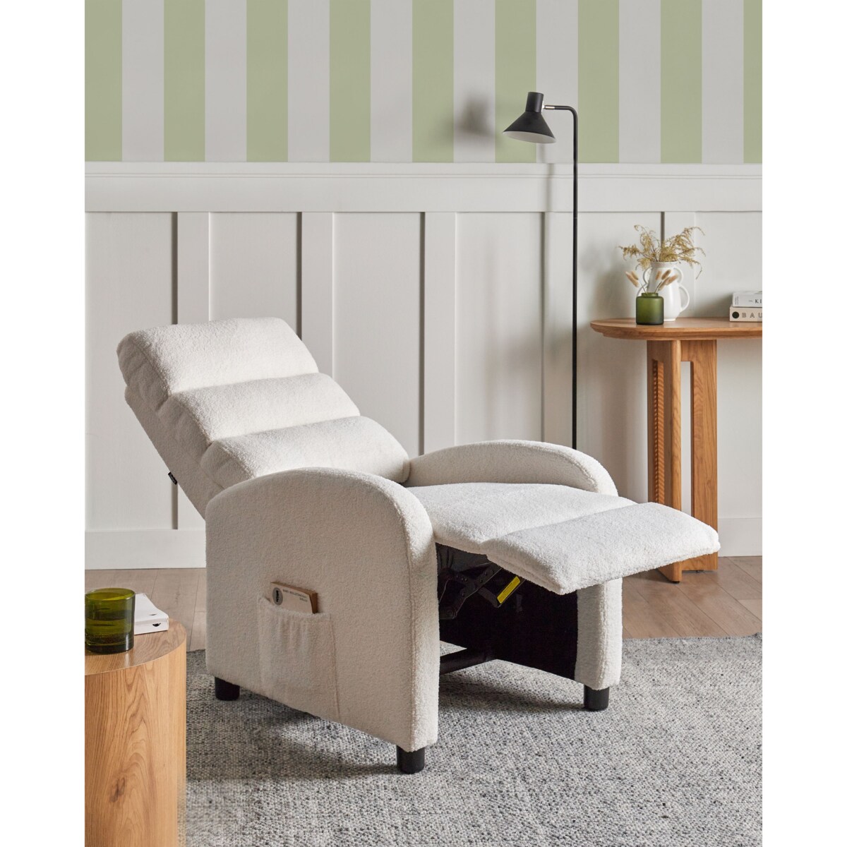 Rozkładany fotel OTUS Boucle Złamana biel