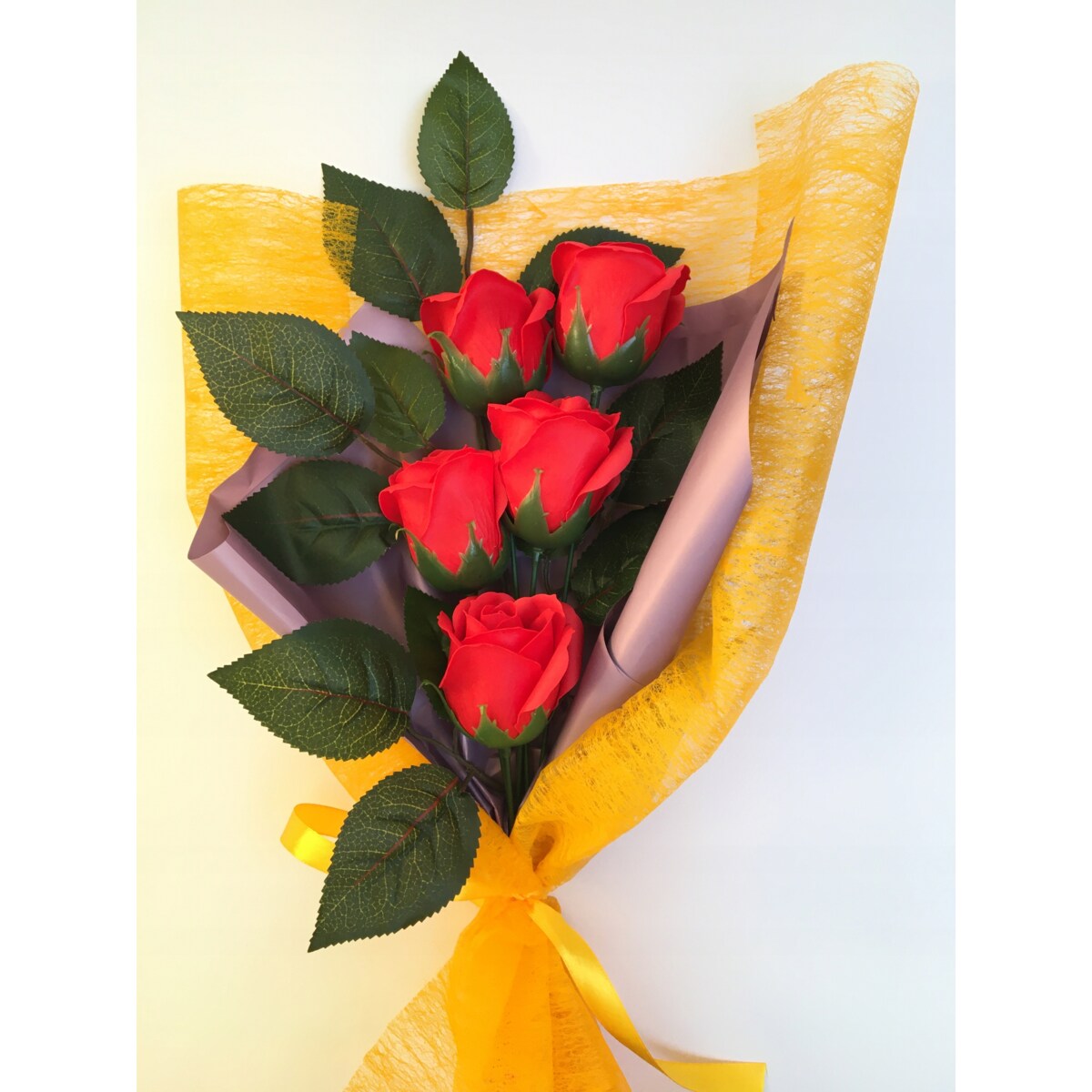 BUKIET KWIATY MYDLANE na prezent pachnące kobiet