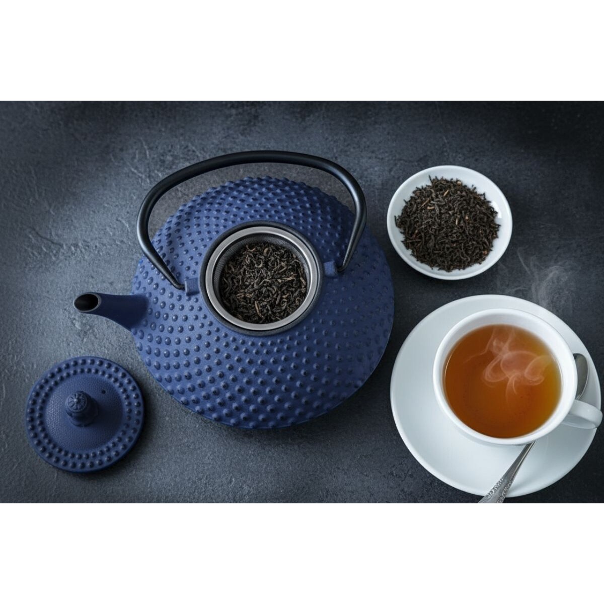 Czajnik żeliwny z zaparzaczem MIKA, 1250 ml