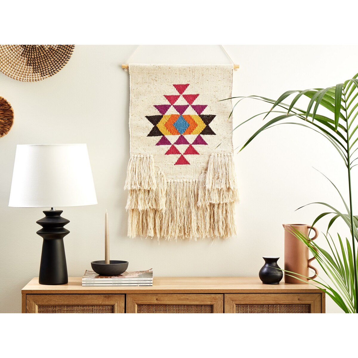 Dekoracja ścienna z frędzlami bawełniana beżowa VEHARI