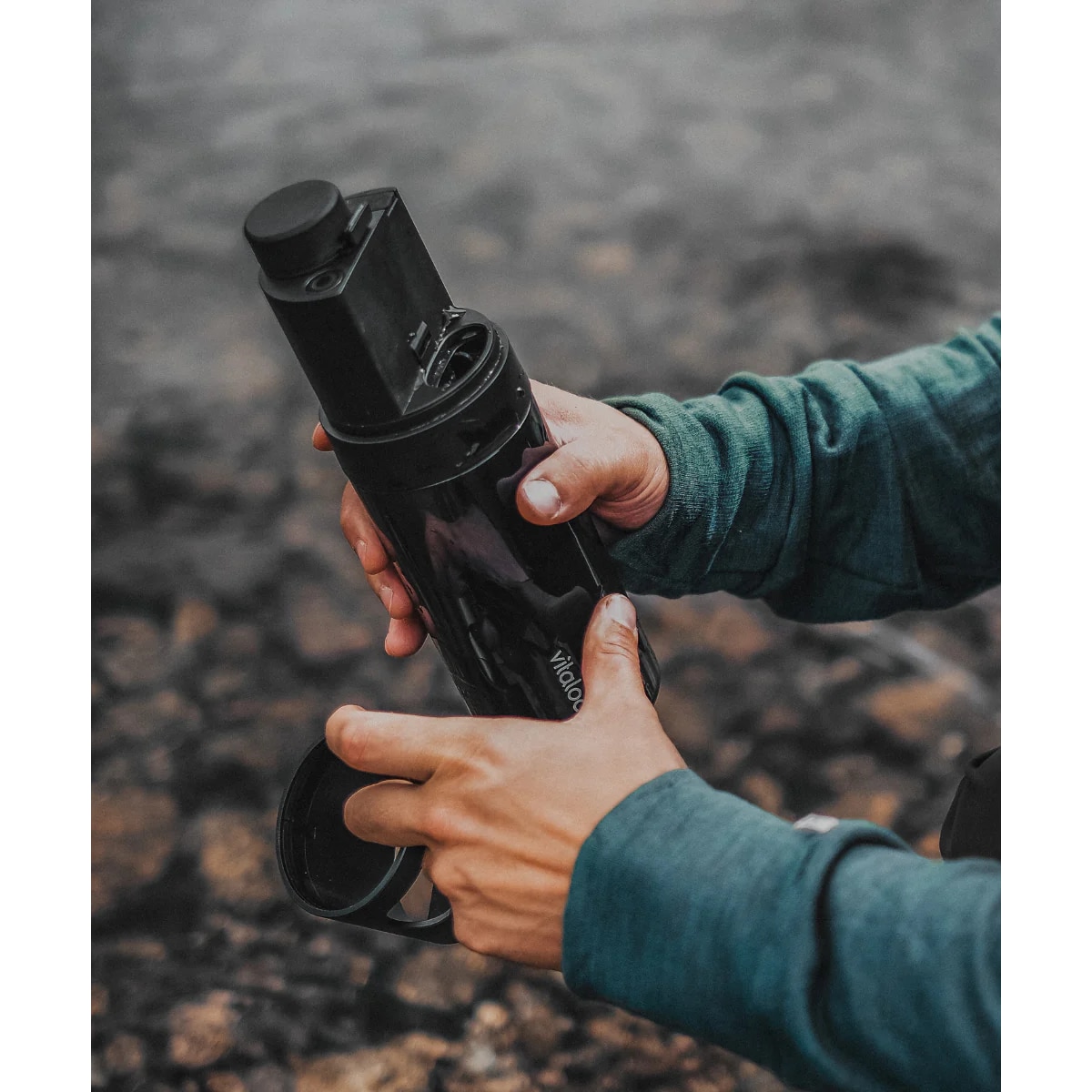 Butelka z wielostopniową filtracją wody Vitaloop FlexGuard butelka filtr