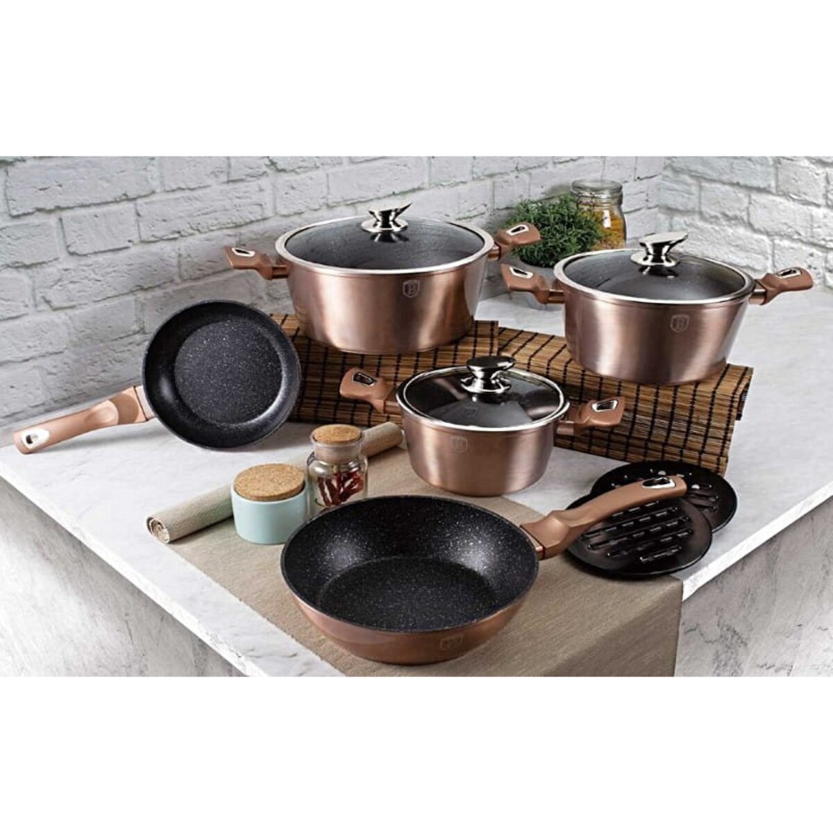 Zestaw 17 elementów garnki, patelnie, akcesoria, noże Berlinger Haus BH-6161