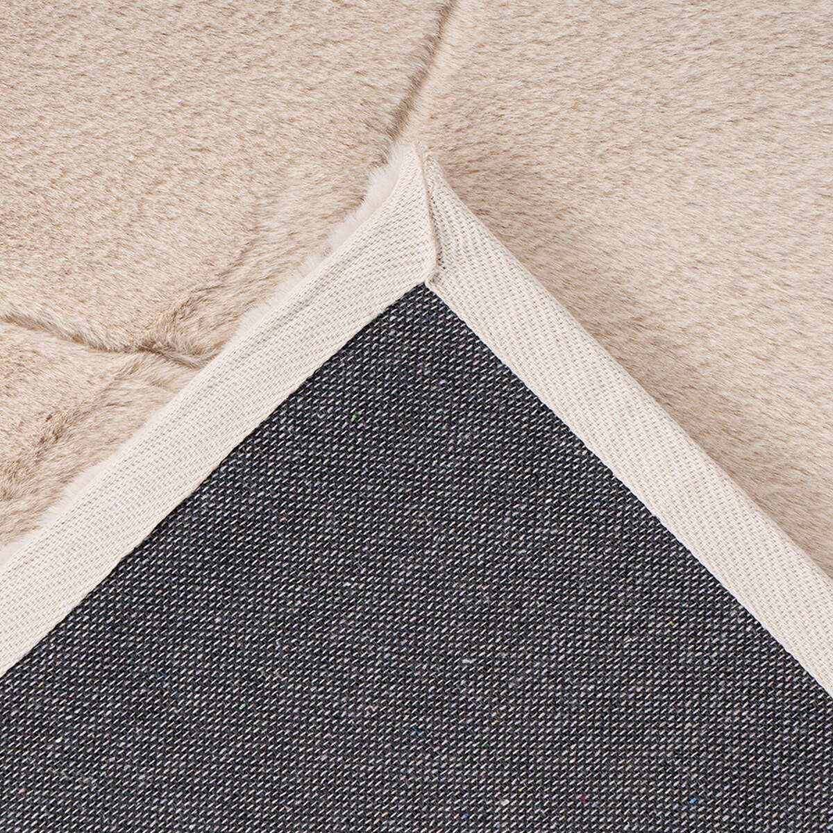 Dywan Rabbit Beżowy Futro Królika Romby Momenta 6000 160x230