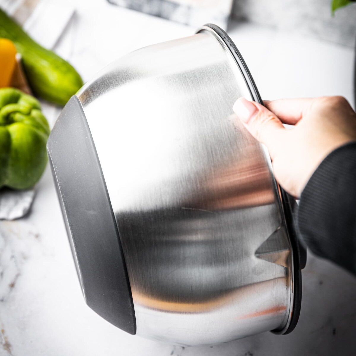 Miska kuchenna wielofunkcyjna z funkcją tarki do warzyw 24cm 5L 5 ele KINGHOFF szara