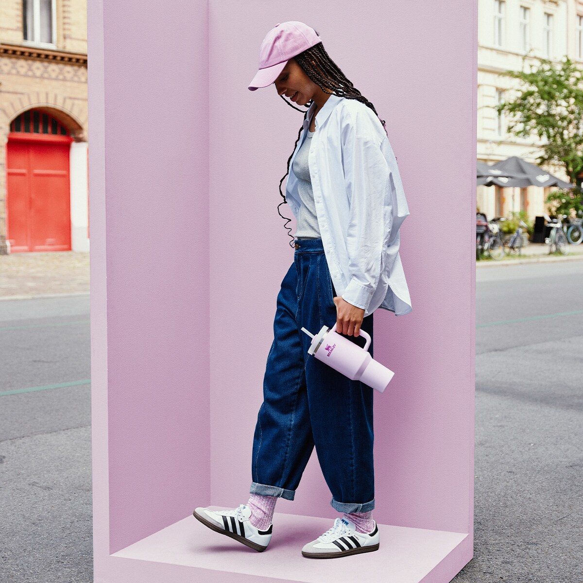 Stanley - Stanley Quencher H2.O FlowState™ 1.18L Cherry Blossom