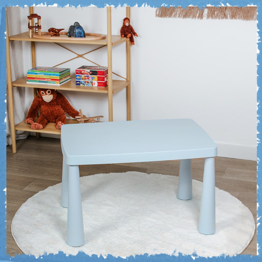 Stolik dla dzieci niebieski plastikowy do pokoju dziecka dziecięcy